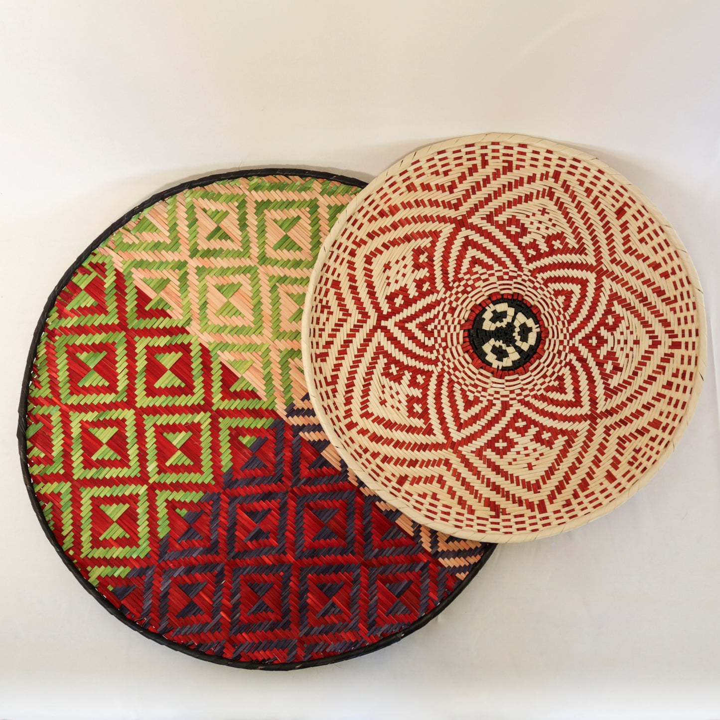 RADIUS WOVEN DISC- MEDIUM